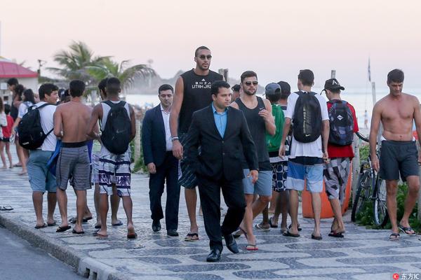 进入国家队模式，德保罗晒和梅西一起抵达集训营报到照片（国家队时间到！德保罗晒与梅西同行抵达集训营报到照）