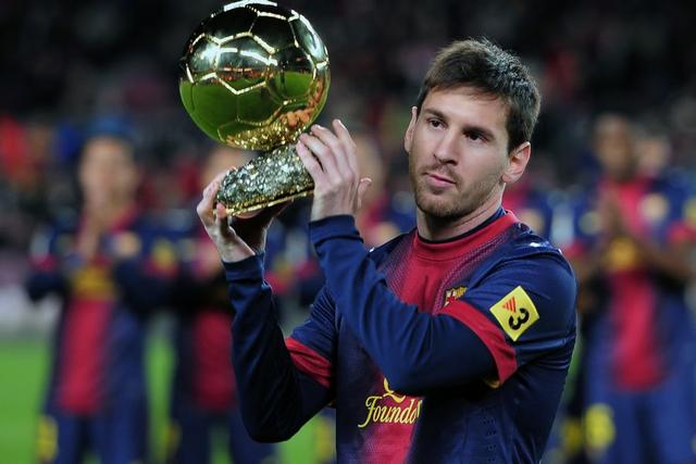 TA：齐尔克泽正处于职业生涯十字路口，未来三月对他至关重要（TA：齐尔克泽站在生涯转折点，接下来三个月或将决定他的前途）