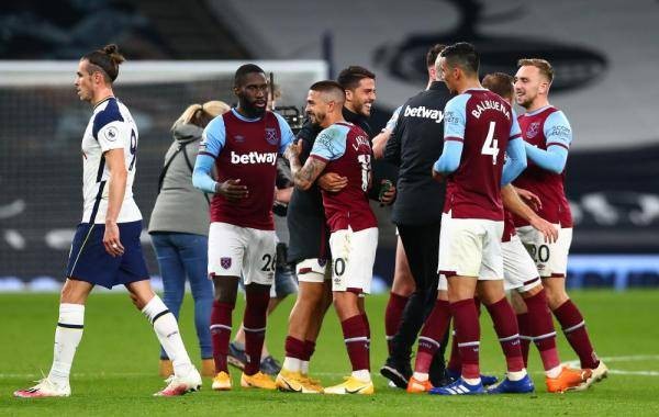 NBA每日最佳：米切尔爆发砍48分，恩比德39+9，乔治39分（NBA今日焦点：米切尔轰48分，恩比德39+9，乔治砍下39分）