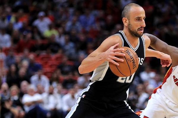 广东男篮防守稳固力克上海（稳健防守助广东男篮击败上海队）