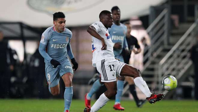 纽卡斯尔喷气机官宣与苏尼亚尔解约，曾随队获澳洲足总杯冠军（纽卡斯尔喷气机宣布与苏尼亚尔解约，曾助队捧得澳足总杯）