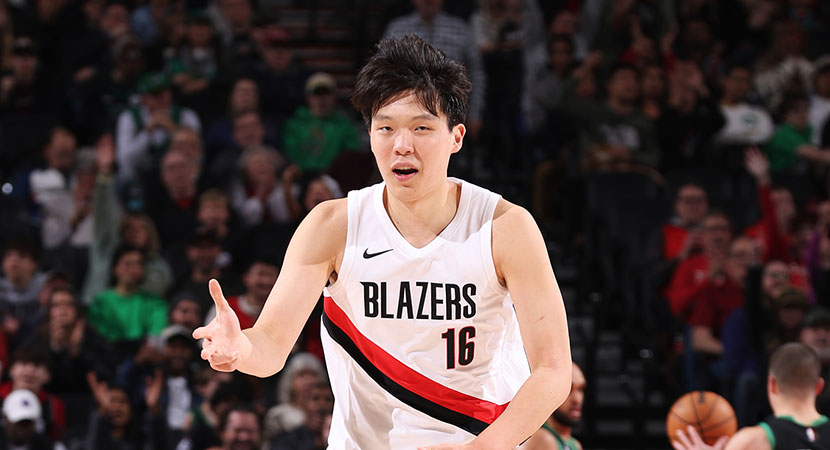 过往两场三分16中2又怎样，克尼佩尔准绝平三分回击质疑（前两战三分16投仅2中又如何，克尼佩尔以准绝平三分强势回击）